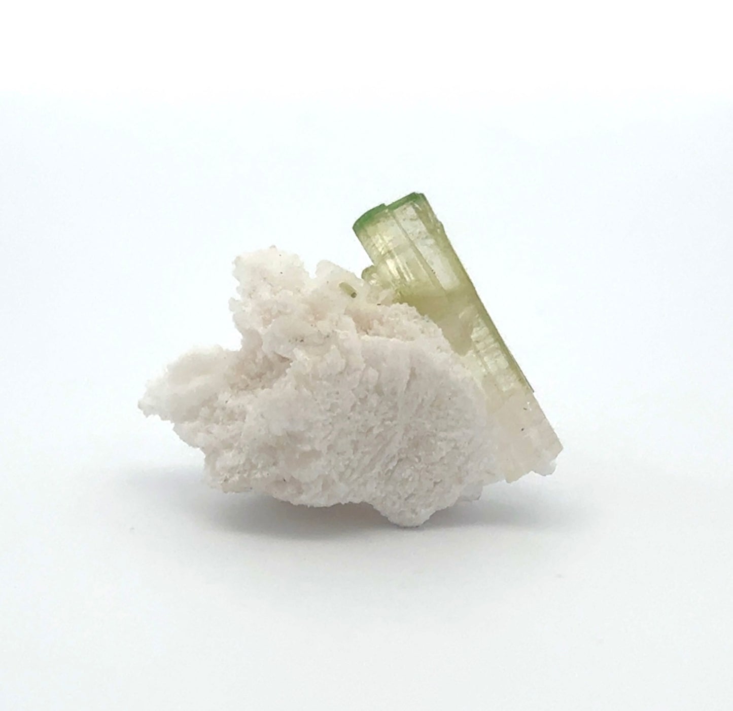 GREEN TOURMALINE (201943)